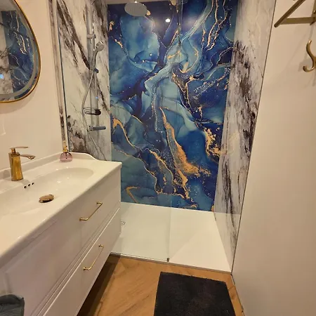 Apartment La Tete Dans Le Cerisier - Cv - Wi-fi *