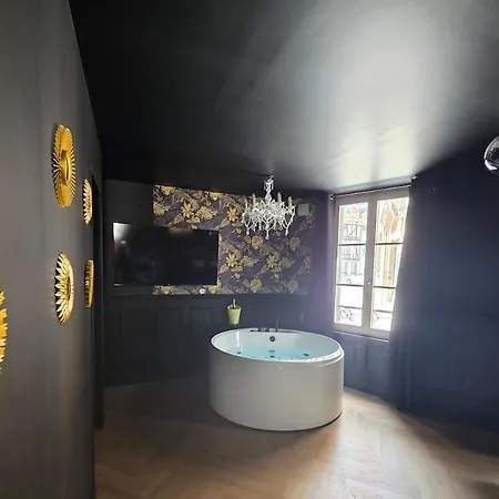 Apartment La Tete Dans Le Cerisier - Cv - Wi-fi