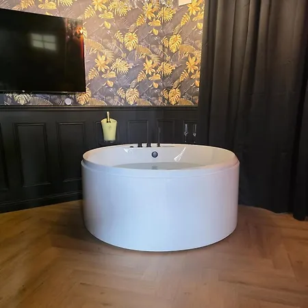 La Tete Dans Le Cerisier - Cv - Wi-fi